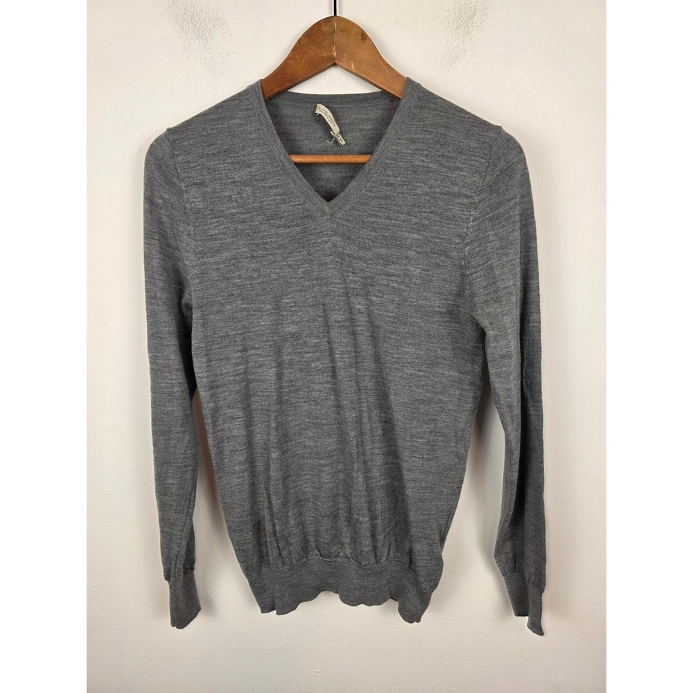 Suitsupply Mens Gray Merino Wool V-Neck Sweater Slim Fit Size S SW752
